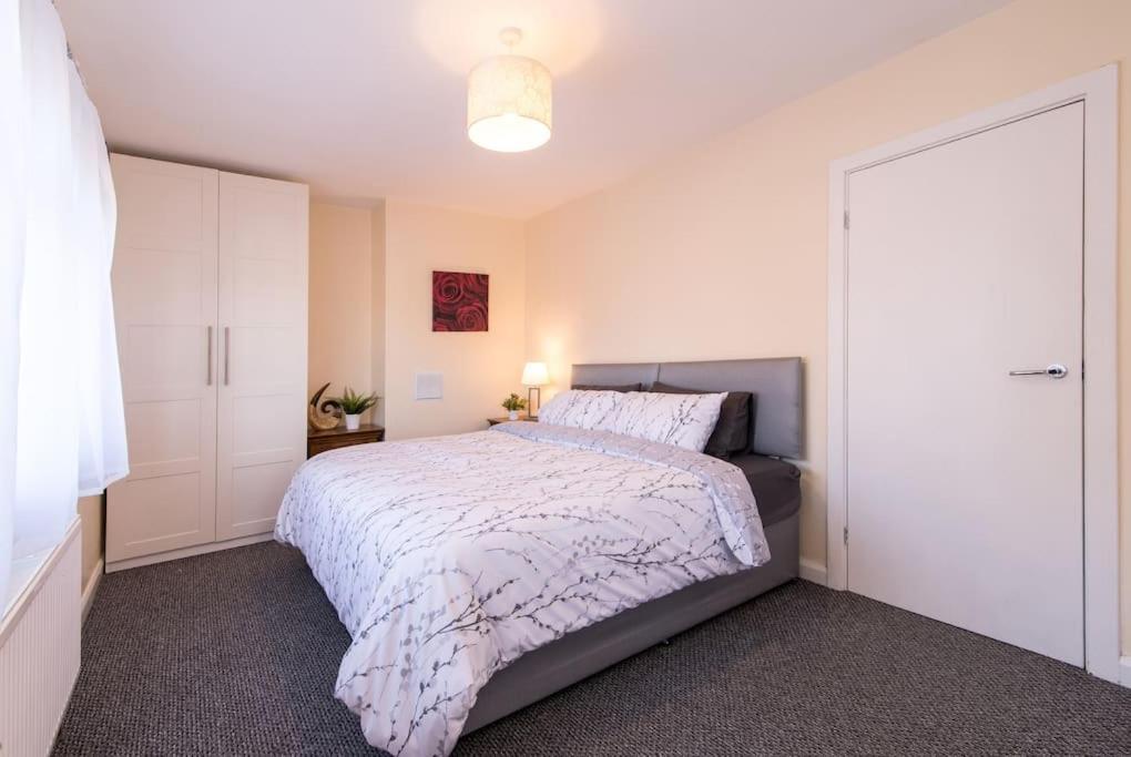 City Home From Home - Peaceful, Cosy & Modern 2Bed House นอตติงแฮม ภายนอก รูปภาพ