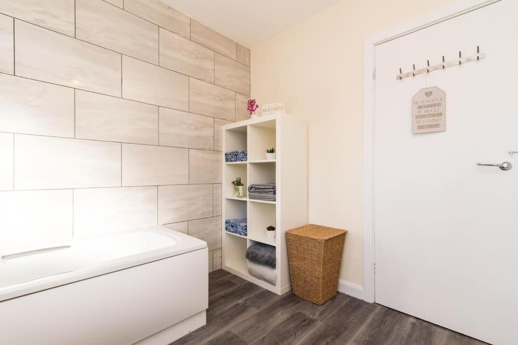 City Home From Home - Peaceful, Cosy & Modern 2Bed House นอตติงแฮม ภายนอก รูปภาพ